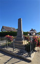 Le Monument aux Morts - Hodeng-au-Bosc